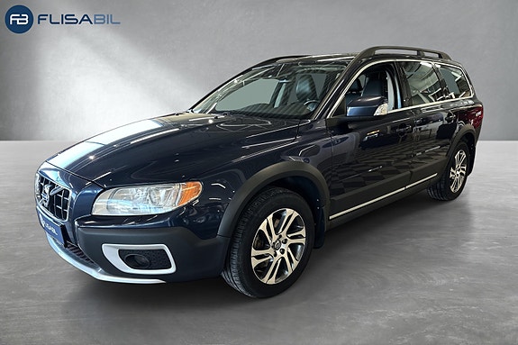 Volvo XC70 2 of 5