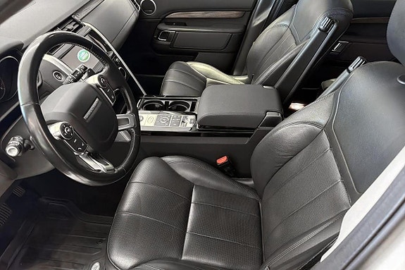 Land Rover Discovery 13 of 21
