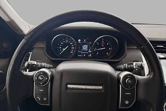 Land Rover Discovery 9 of 21