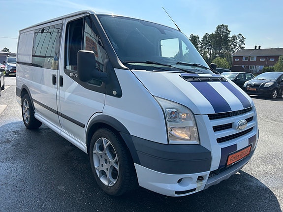 Ford Transit 4 of 5