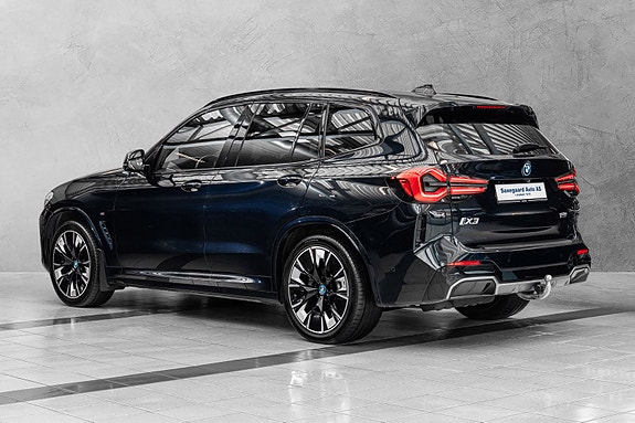 BMW iX3 2 of 5