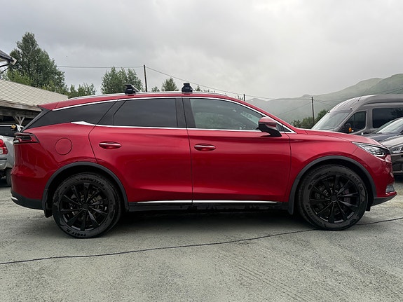 BYD Tang 4 of 5