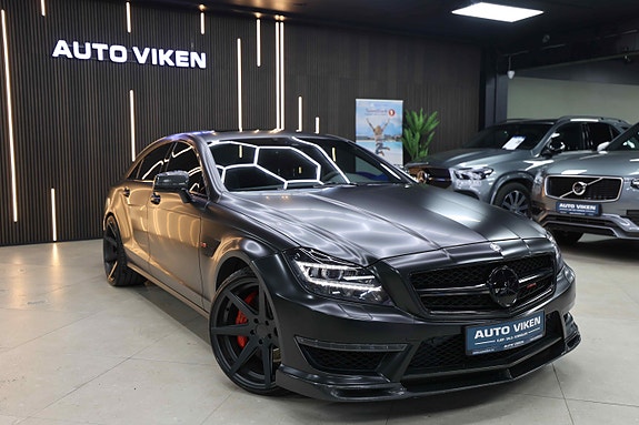 Mercedes-Benz CLS63 2 of 5