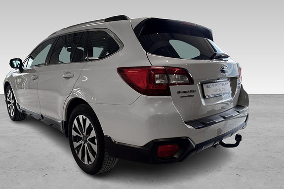 Subaru Outback 5 hos Sommerseth
