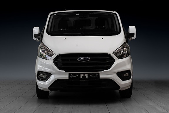 Ford Transit Custom 2 of 5