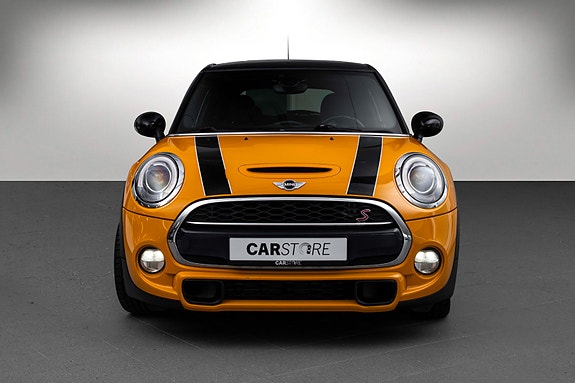 MINI Cooper 3 of 5