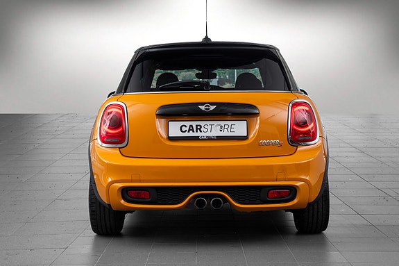 MINI Cooper 5 of 5
