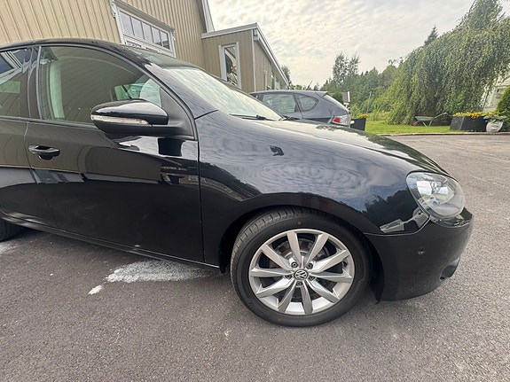 Volkswagen Golf VI 3 of 5