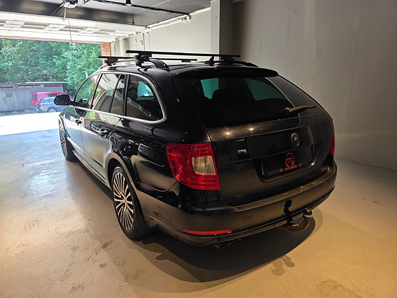 Skoda Superb 4 of 5