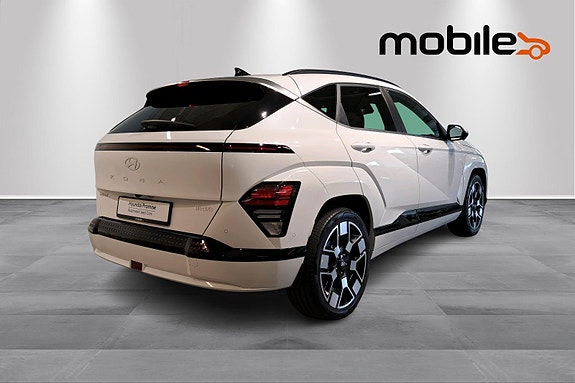 Hyundai Kona 3 of 25