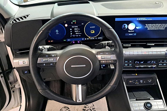 Hyundai Kona 9 of 25
