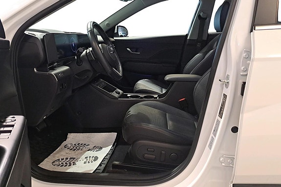 Hyundai Kona 8 of 25