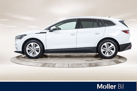 Skoda Enyaq 2 of 5