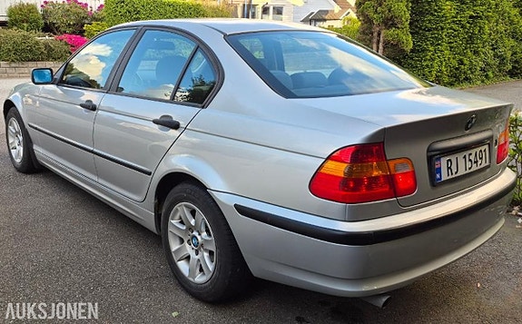 BMW 3-Serie 2 of 5
