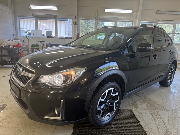 Subaru XV 2 of 5