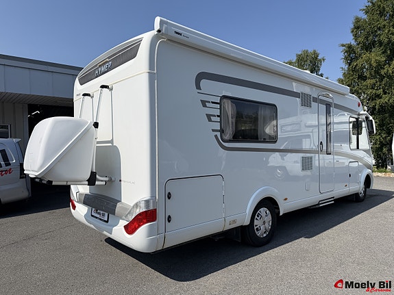 Hymer B 668 PL-PREMIUM LINE-3,0L-REGISTERKJEDE-HYDRAULISKE STØTTEBEN-MARKISE-ALDE-GASSKOMFYR-ENKLE SENGER-SENKESENG++ 3 of 5