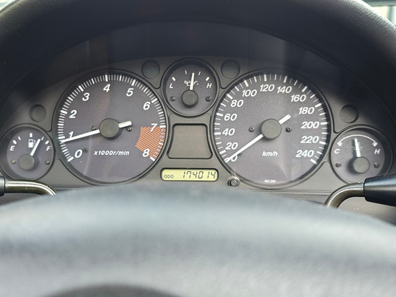Mazda MX-5 16 of 22