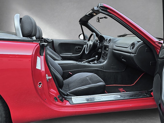 Mazda MX-5 10 of 22