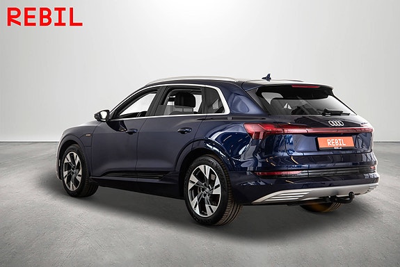 Audi e-tron 5 of 5