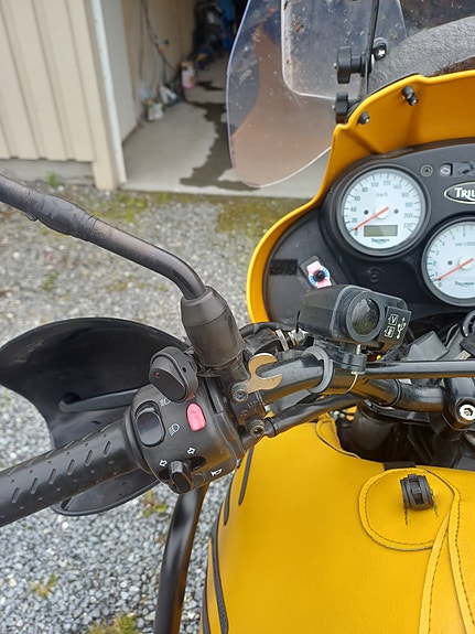 Triumph Tiger 900 5 of 5