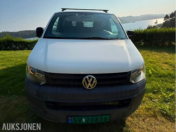 Volkswagen Transporter 3 of 5