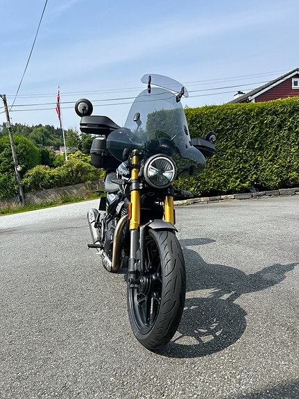 Triumph Speed 400 2 of 5