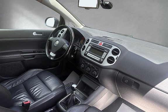 Volkswagen Golf Plus 14 of 26