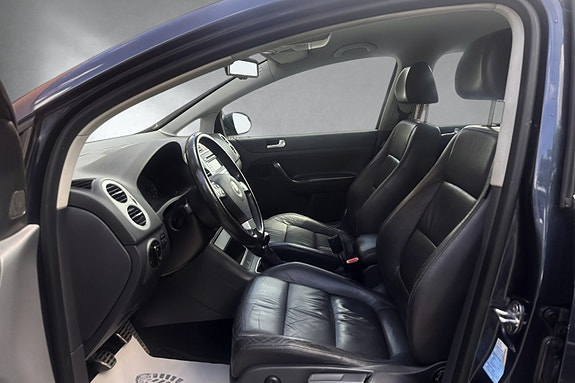 Volkswagen Golf Plus 10 of 26