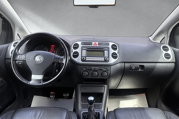 Volkswagen Golf Plus 17 of 26