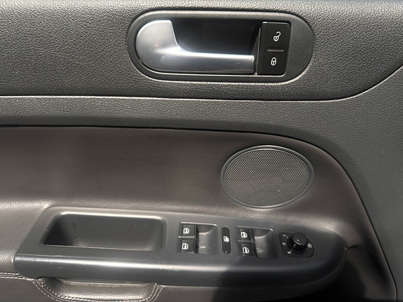 Volkswagen Golf Plus 15 of 26