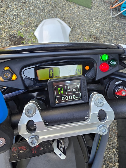 Husqvarna 701 9 of 16