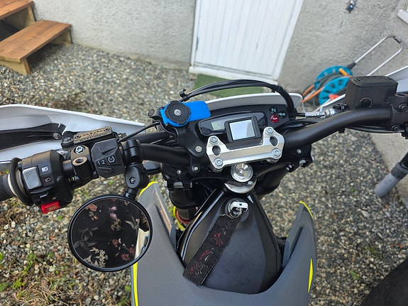 Husqvarna 701 6 of 16