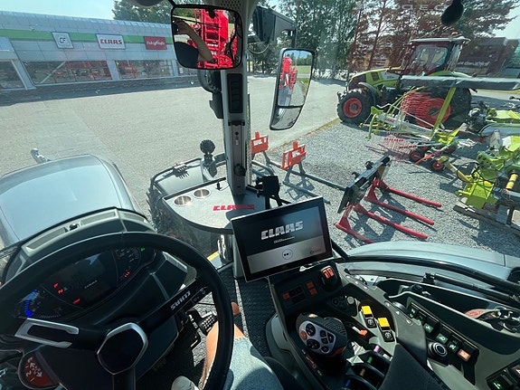 CLAAS Arion 660 6 of 8