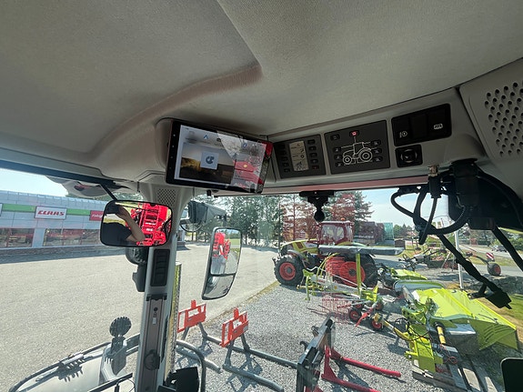 CLAAS Arion 660 7 of 8