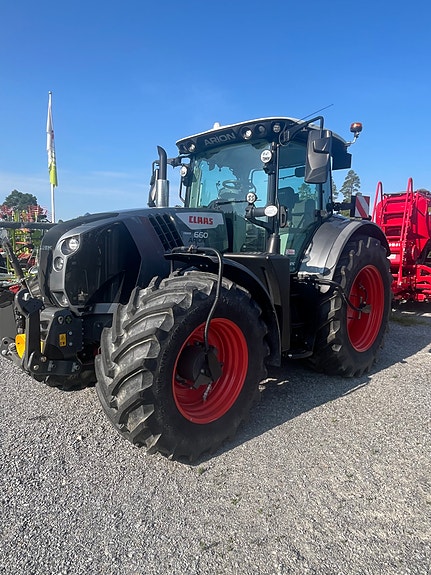 CLAAS Arion 660 2 of 5