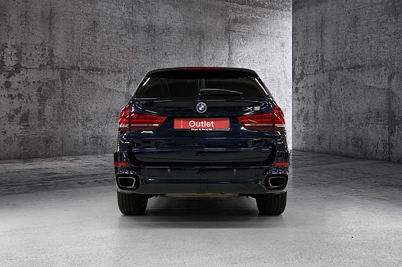 BMW X5 3 of 5