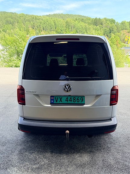 Volkswagen Caddy 5 of 5
