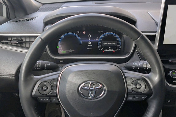 Toyota Corolla Cross 5 of 5