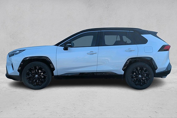 Toyota RAV4 2 of 5