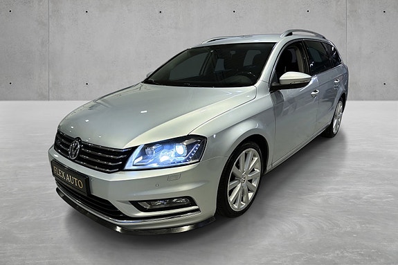 Volkswagen Passat 2 of 5