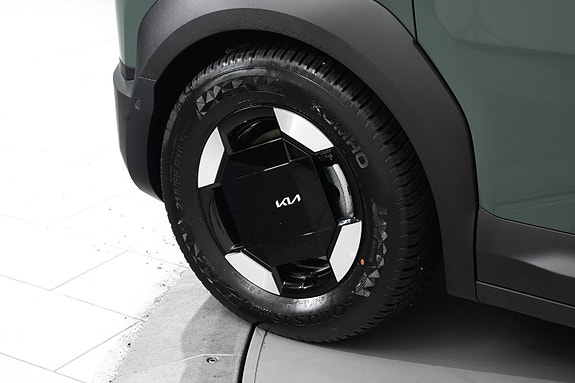 Kia PV5 23 of 24