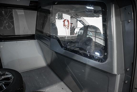 Volkswagen Caddy Maxi 23 of 28