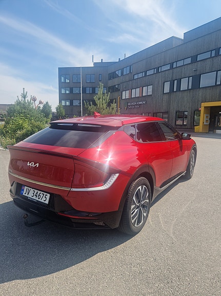 Kia EV6 5 of 5