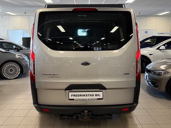 Ford Transit Custom 3 of 5