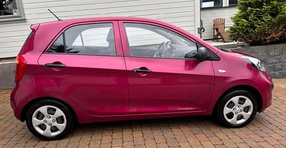 Kia Picanto 4 of 5