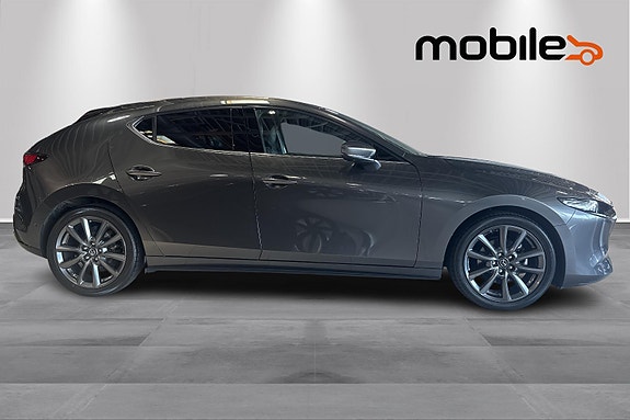 Mazda 3 2 of 5
