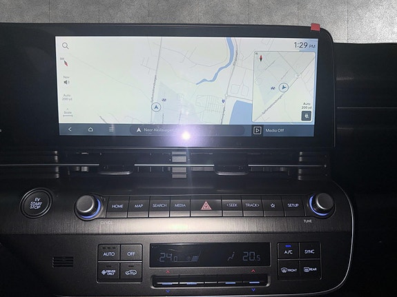 Hyundai Kona 16 of 21
