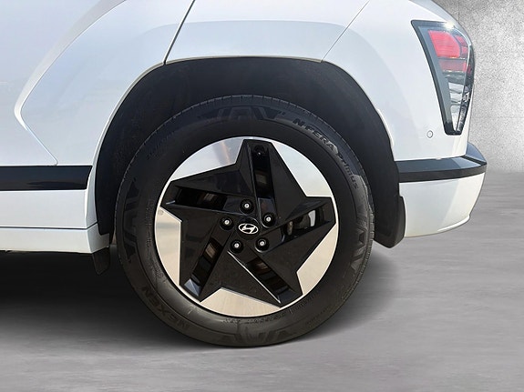 Hyundai Kona 8 of 21