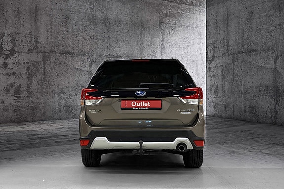 Subaru Forester 3 of 5