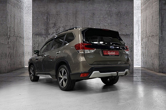Subaru Forester 4 of 5